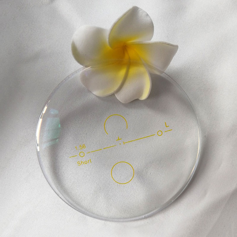 1.56 Progressive Lens HMC