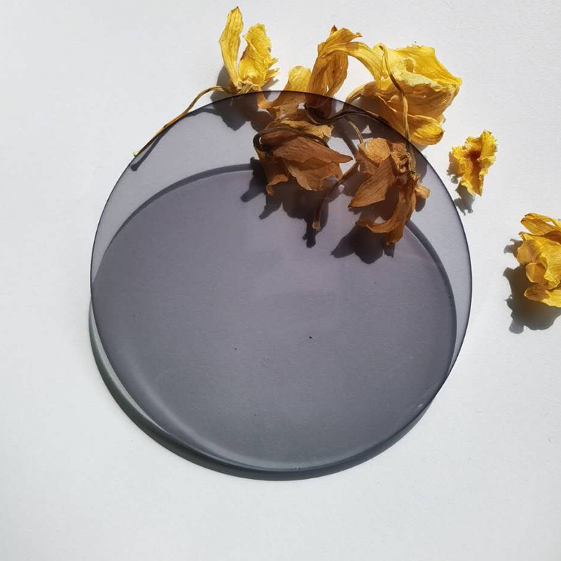 1.67 Photochromic Lens SHMC